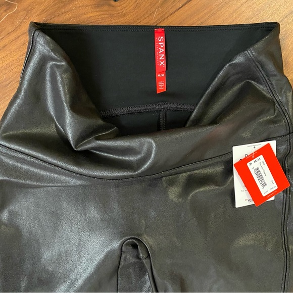 Spanx Faux Leather Leggings - Picture 4 of 4